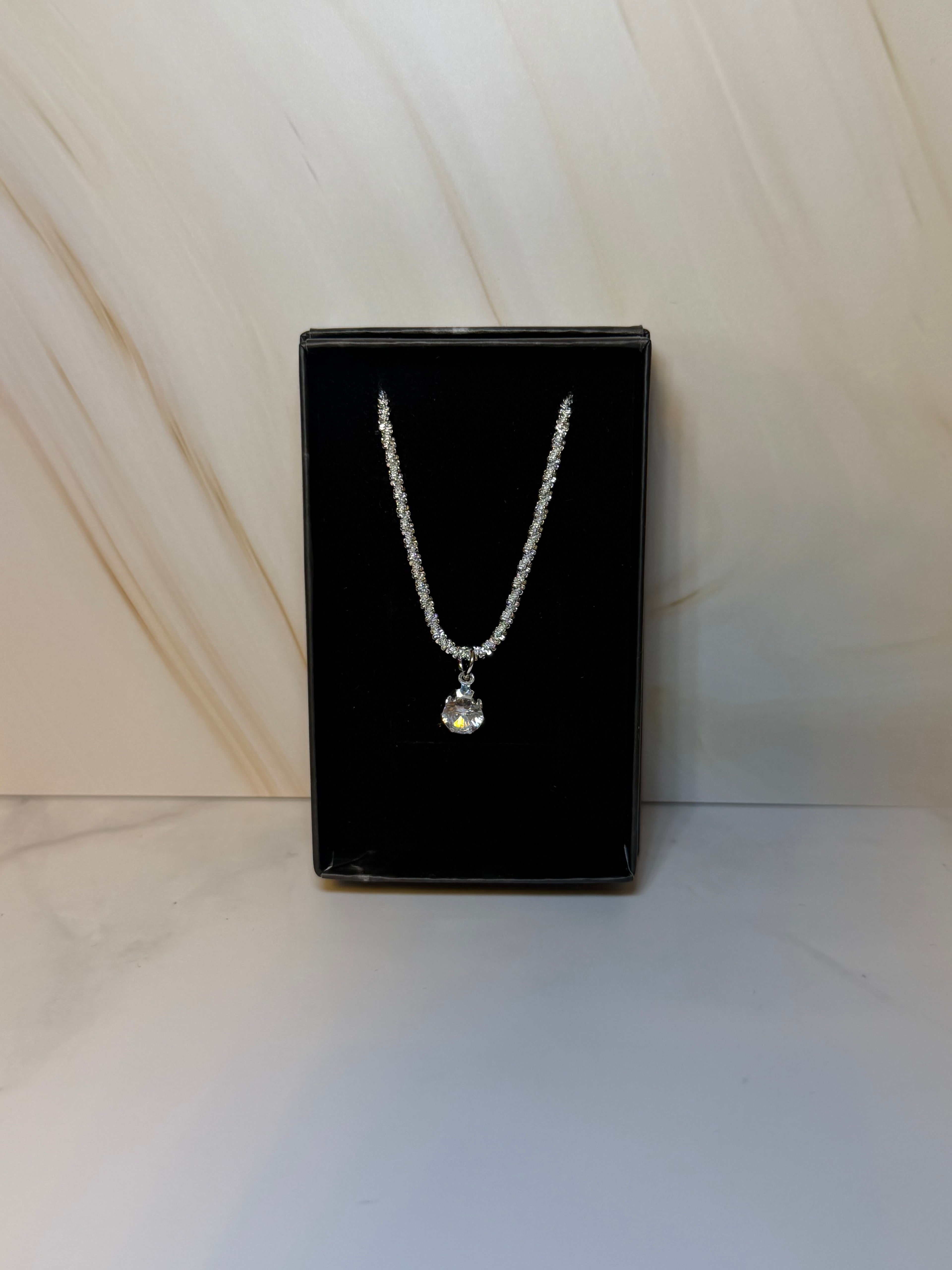 Crystal 925 Silberkette + Gratis Rosenstrauß